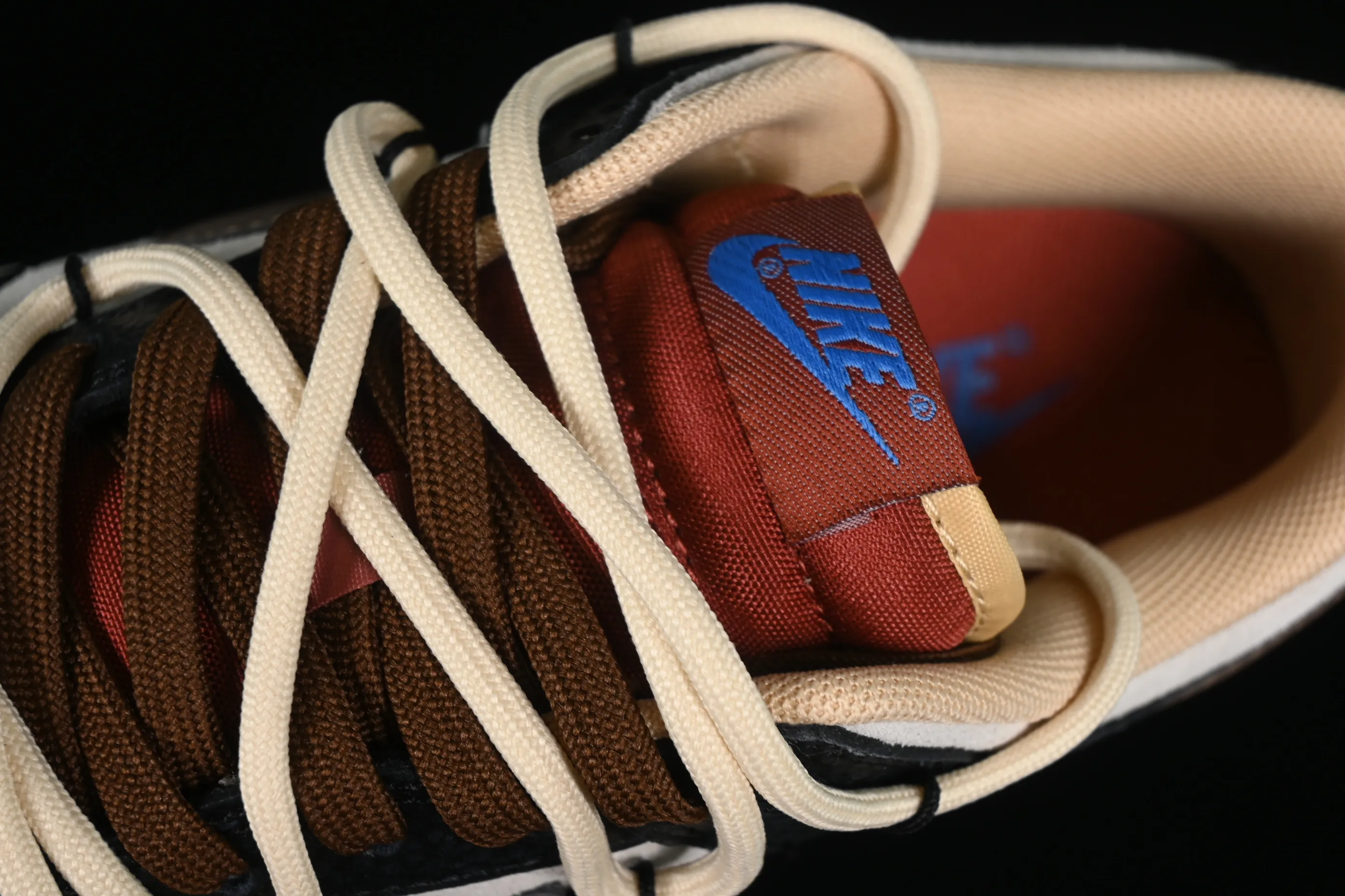 All categories Nk SB Dunk series Nk SB Dunk Low low-top sneakers Nk Dunk Low "Mars Stone" black paper puppet Mocha brown SB strap low-top casual sneakers DR9704-200